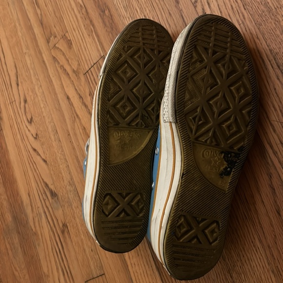 Limited edition Tyler the creator converse size 7 1/2 women- size 5 1/2 men’s - Picture 4 of 4